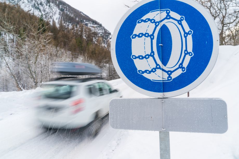 Kettingen of winterbanden kunnen verplicht worden gesteld in de Franse Alpen