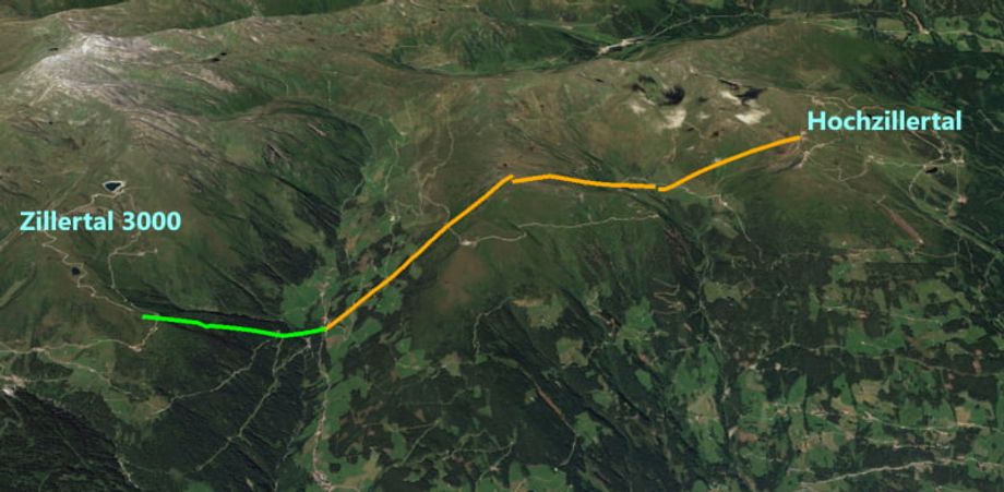 Er zijn drie liften nodig om Hochzillertal met Zillertal 3000 te verbinden (oranje lijnen)