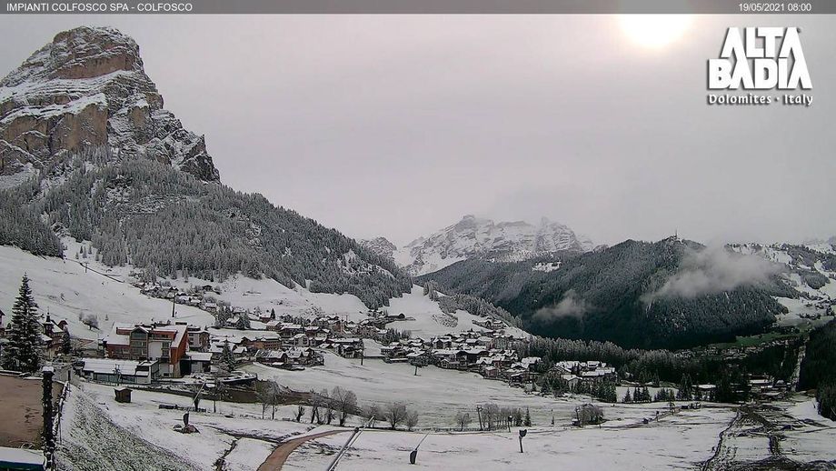 Colfosco in de Dolomieten was vanochtend weer wit
