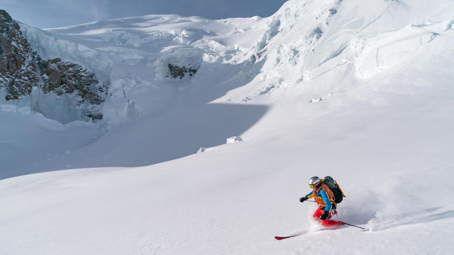 Skiën onder de top van de Mont Blanc