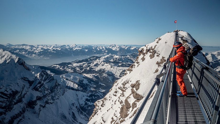 De Peak Walk: een hangbrug op 3000 meter hoogte. Ook een reden om Les Diablerets te bezoeken.