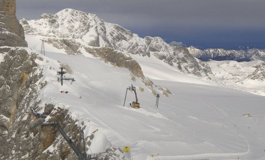 De skiliften op de Dachstein Gletscher worden ontmanteld