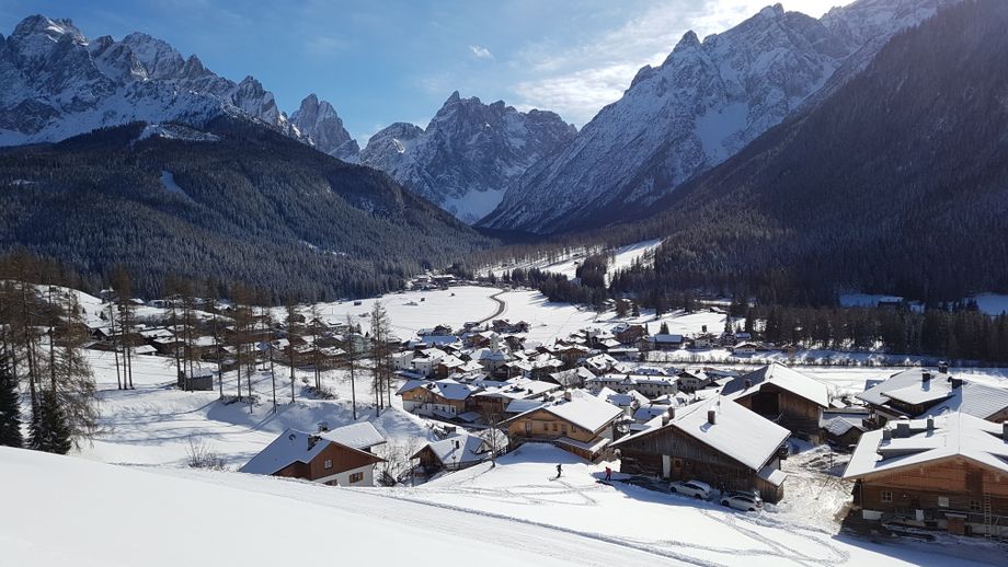 Das schneesichere Tal von Sexten (Sesto) in den Dolomiten