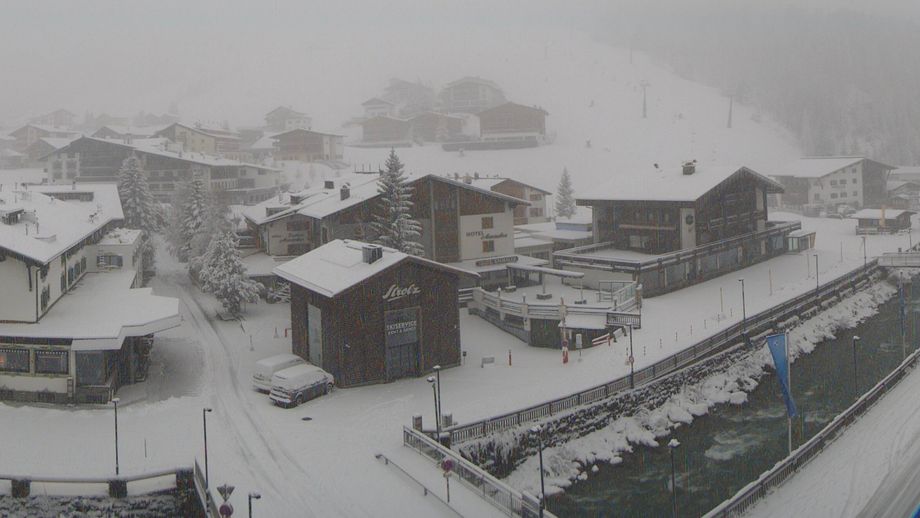 Es schneit in Lech, Vorarlberg