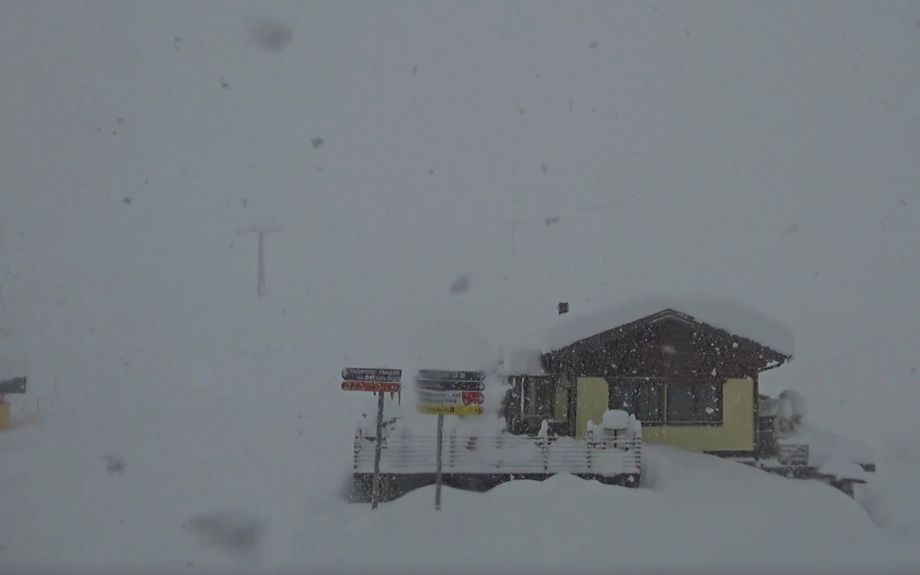 Dikke sneeuwvlokken in Monte Rosa (ITA)