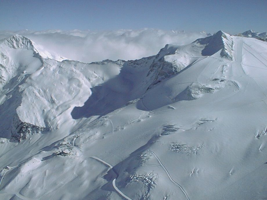 De Hintertuxer Gletscher, waar het fatale ongeval op Nieuwjaarsdag 2023 plaatsvond - foto: Jansen Media