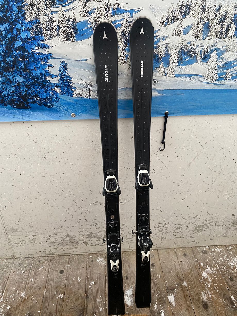 strand Vormen Waakzaam Te koop: Atomic cloud 9 dames ski's 157cm