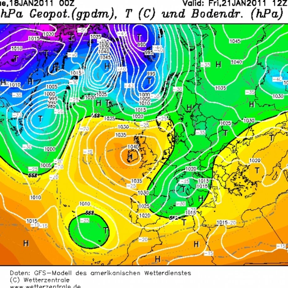 GFS rekent het Italiaanse laag duidelijk noordelijker en dus sneeuwrijker dan andere modellen.