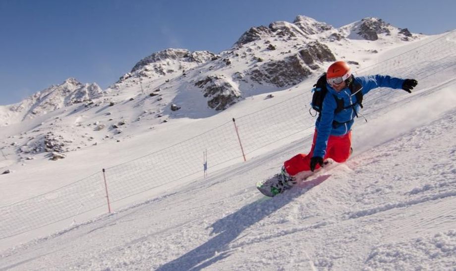 Snowboarders ga ens skiën, of skiërs ga eens boarden!