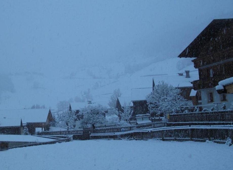 Vanochtend doen de Oostenrijkse Zuidalpen ook goed mee zoals hier in Prägraten, Osttirol
