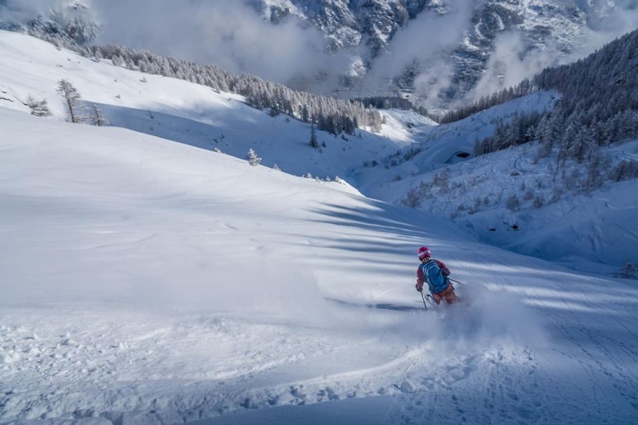 Voor sneeuw in een skigebied is de Alpenhoofdkam een veel crucialere factor