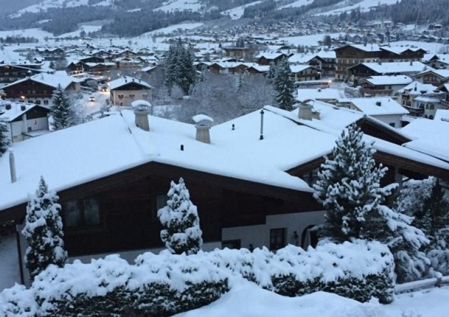 10-20cm sneeuw is er tot vanochtend gevallen in Oostenrijk (Kirchberg, via Sneeuwhoogte+)