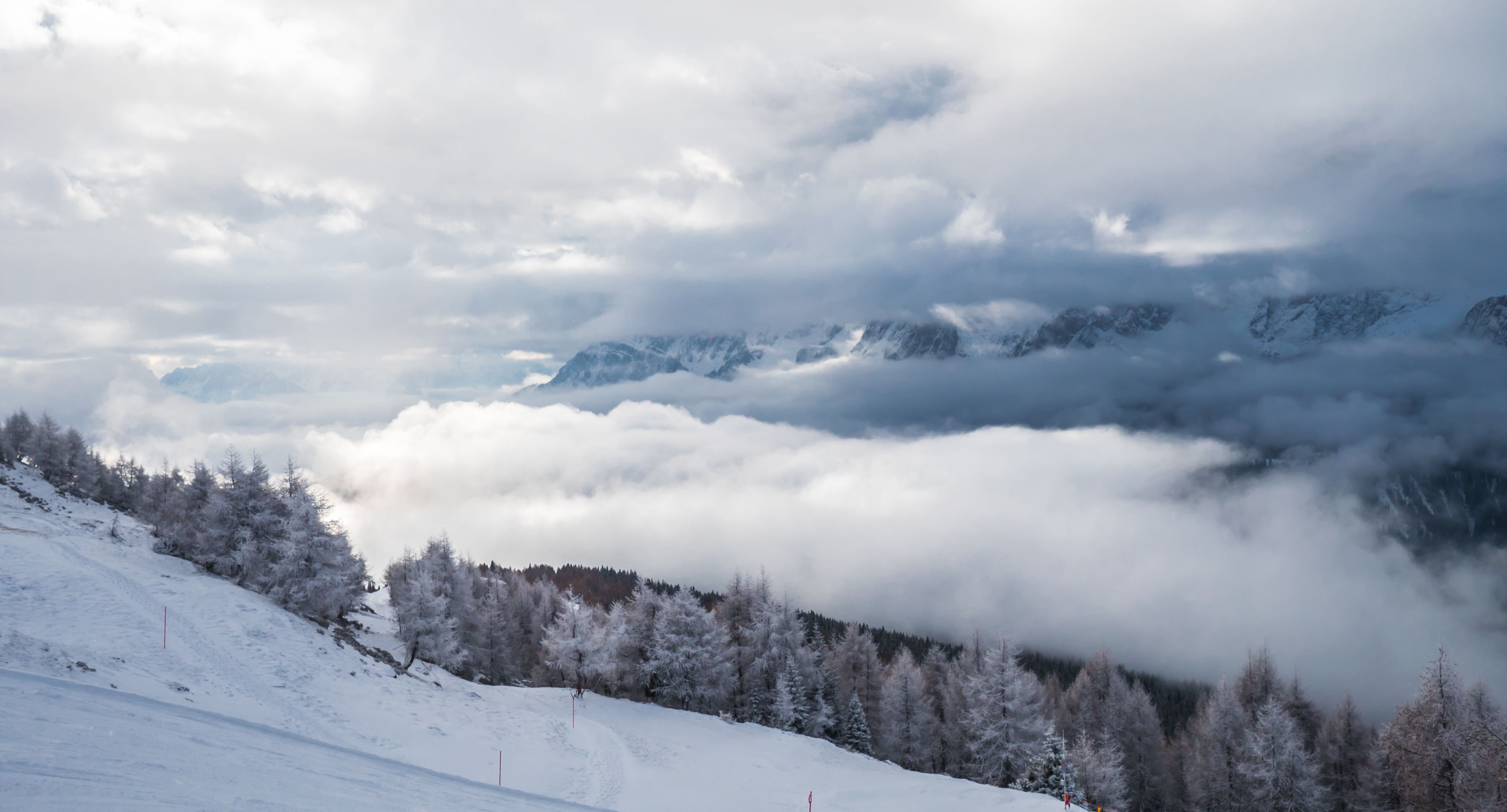 Zon- en wolkenspel boven het skigebied 3 Zinnen - Sextner Dolomiten