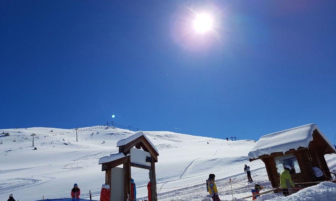 Verse sneeuw en zon in Valloire (F), via @Jeroen6