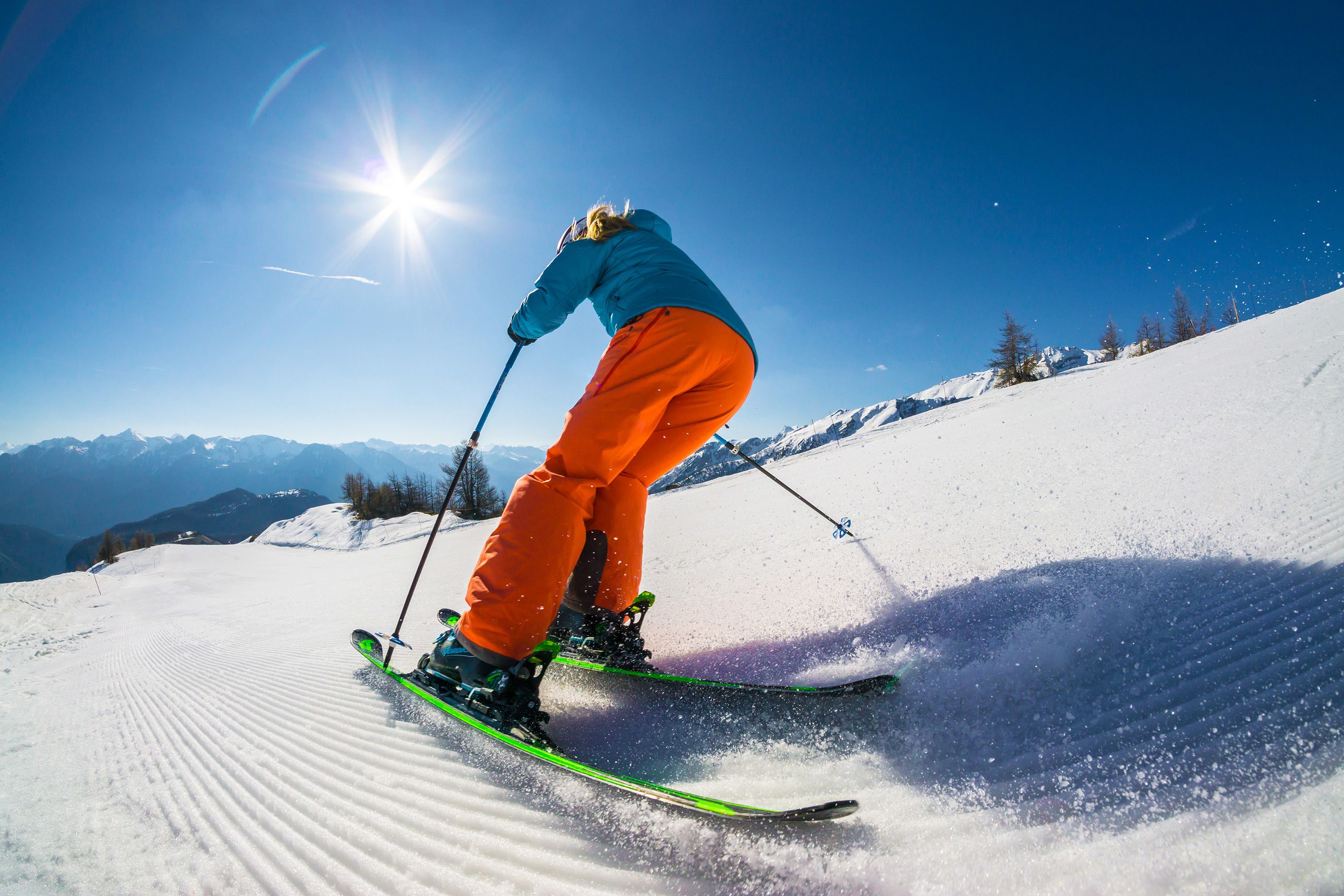 Uit beeld skiën kan een dynamisch beeld opleveren