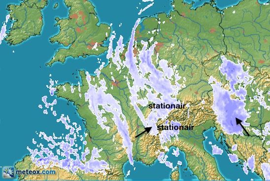 De neerslag en windrichting om 10.00 uur in de Alpen (bron: meteox.nl)