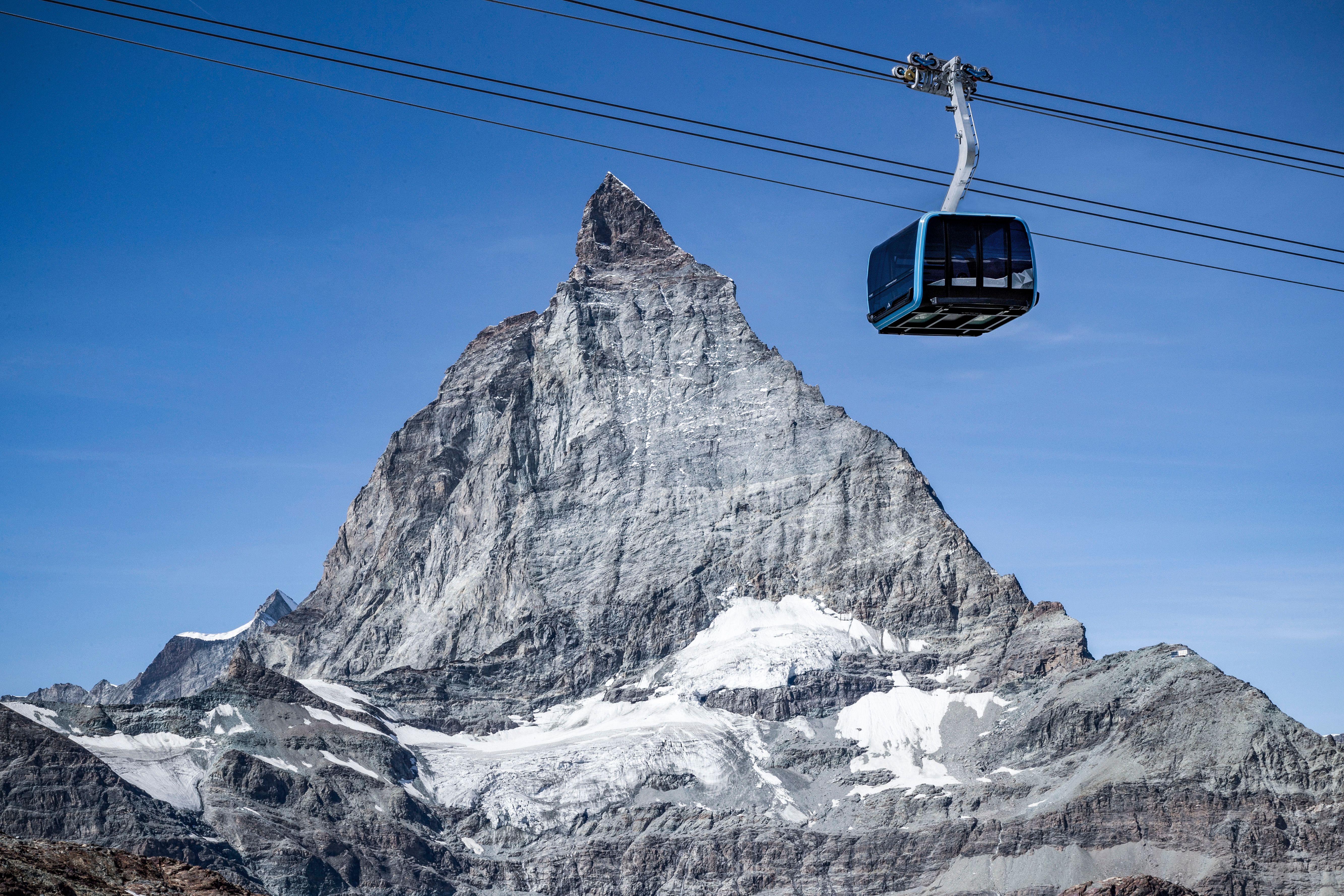 De nieuwe 3S-gondel met op de achtergrond de wereldberoemde Matterhorn (matterhornparadise.ch)