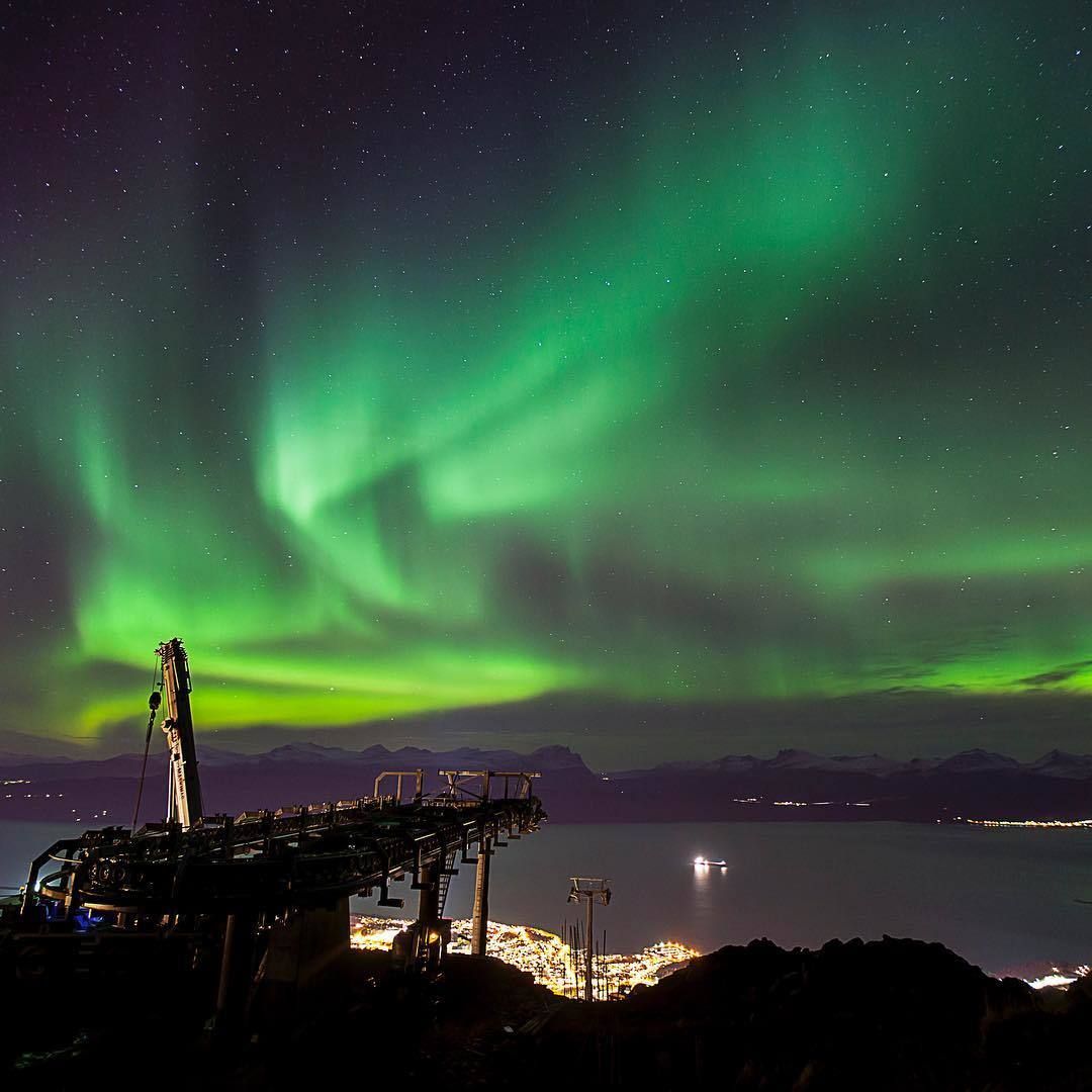 Het bergstation van de nieuwe gondel in Narvik (Instagram Narvikfjellet)