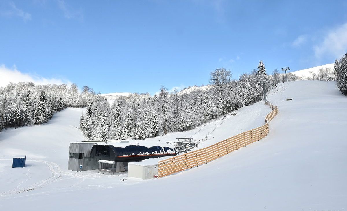 De nieuwe 6-persoons stoeltjeslift in Kolasin 1600 (skijanje.co.rs)