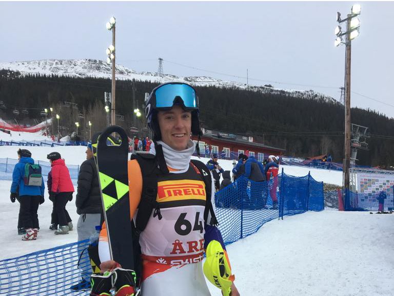 Max van Rossum in het Are skistadion tijdens de WK slalom