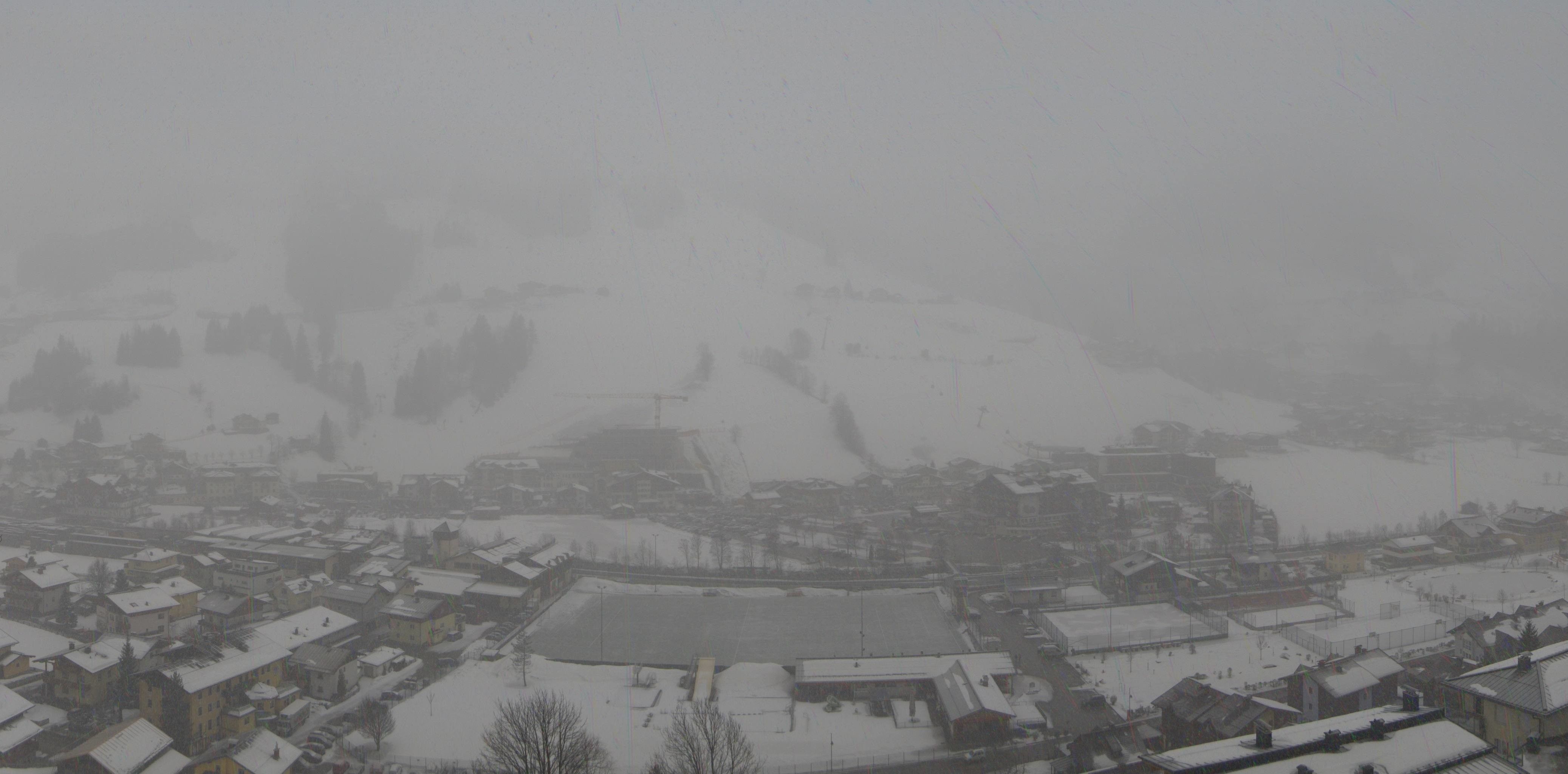 In het Salzburgerland en Steiermark sneeuwt het op dit moment nog tot in de dalen