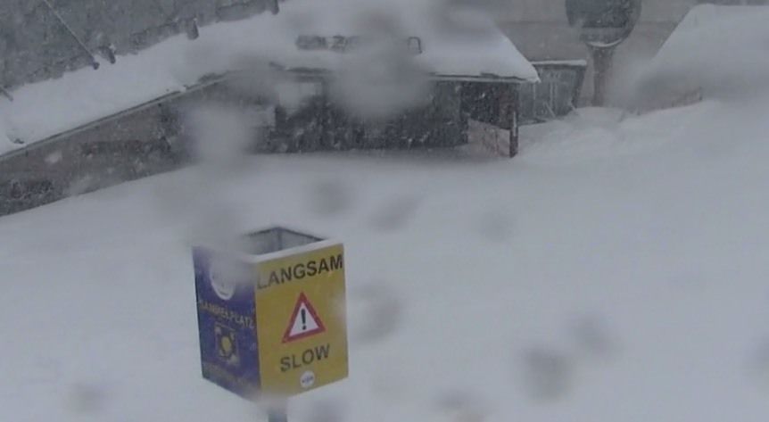 Het sneeuwt nog keihard in Ski Arlberg