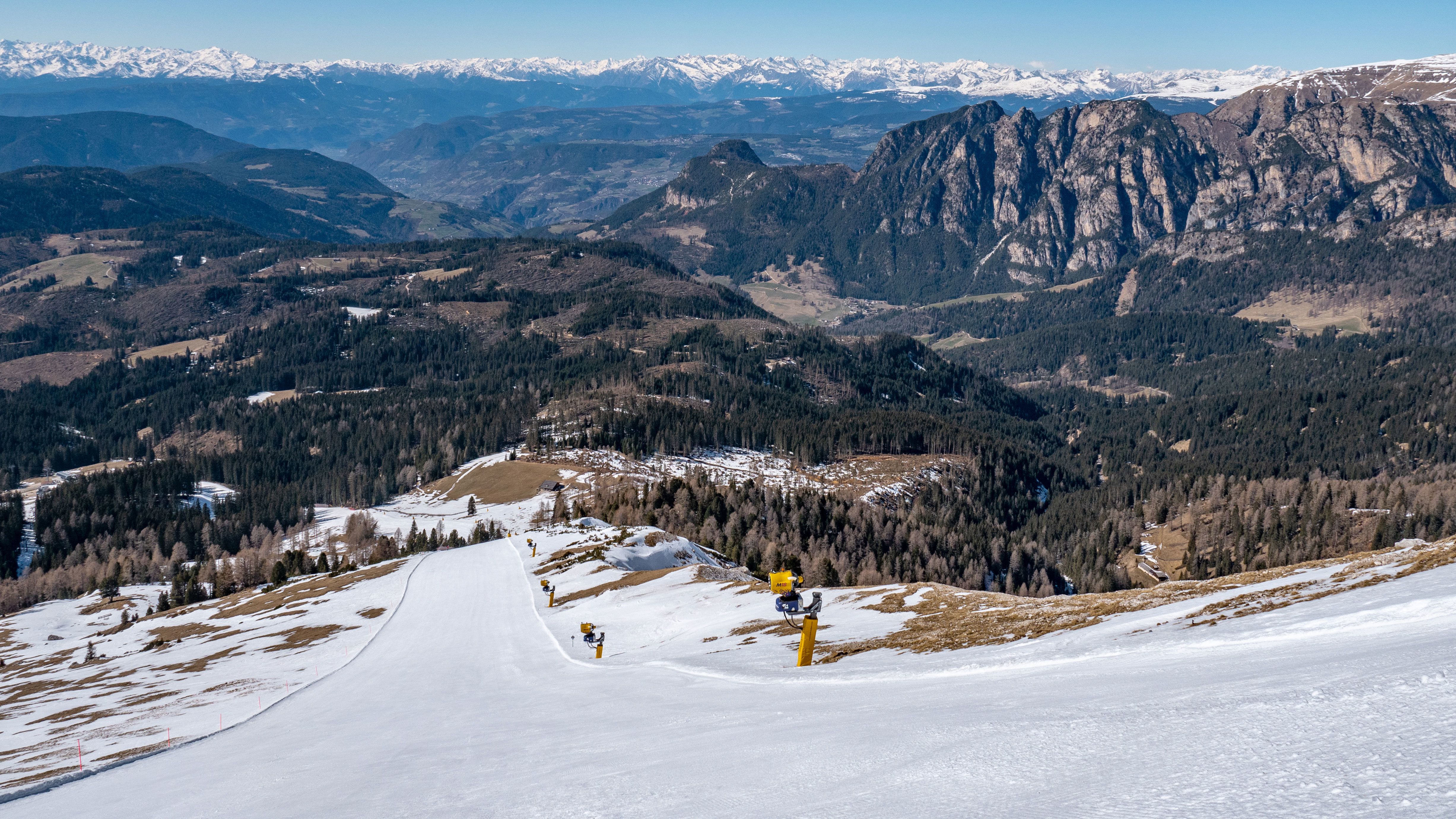 Zonder kunstsneeuw kunnen skigebieden in magere winters niet open