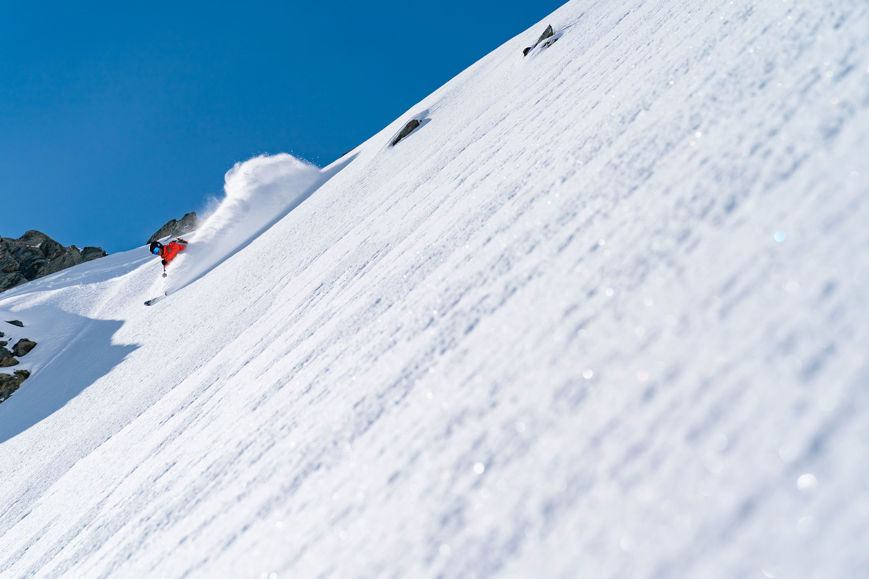 Ook skimaatje François Kern geniet van de poeder in de hopge noordwanden van de Ecrins