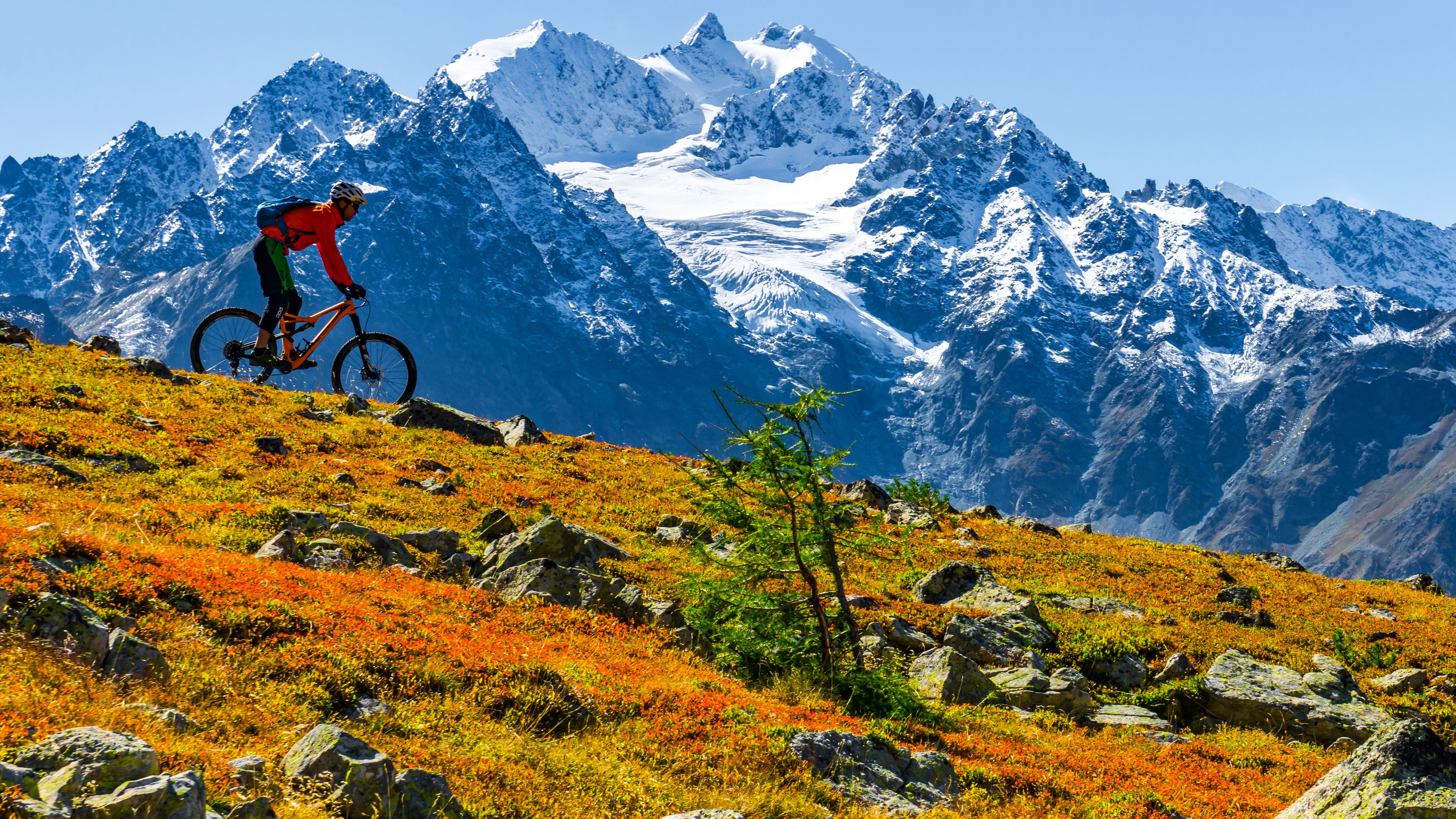 De herfst is het beste mountainbike seizoen hoog in de bergen!