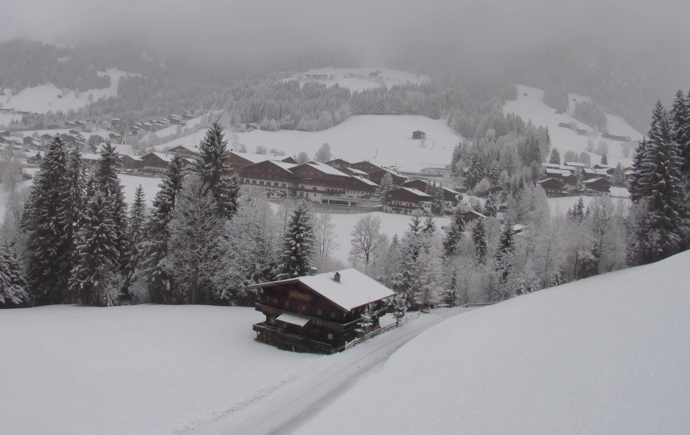 Verse sneeuw in Alpbach (O)