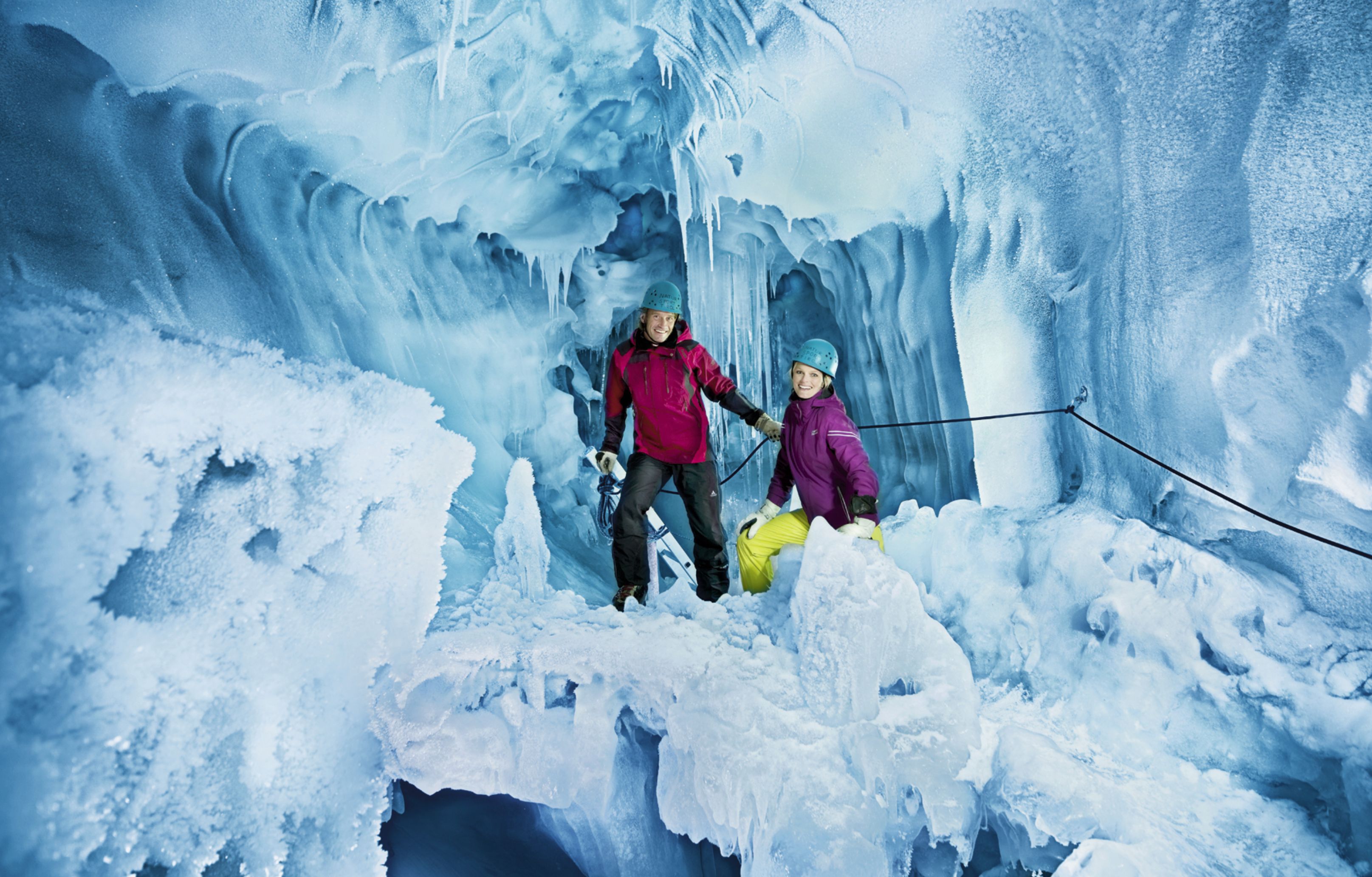 Ongekend mooie ijswereld onder de gletsjer © Bildarchiv Hintertuxer Gletscher