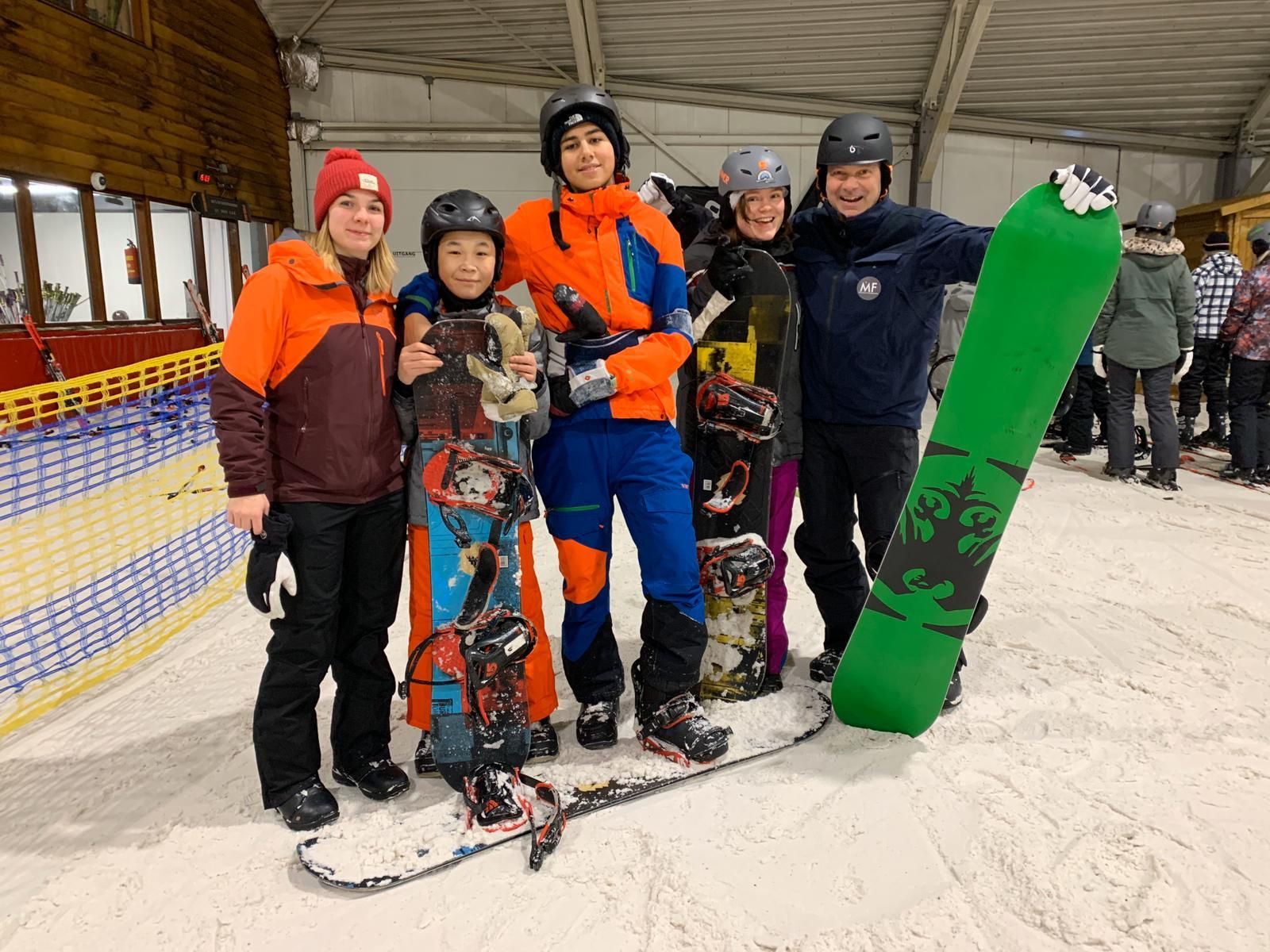 Parasnowboard talentengroep 2020 van de Nederlandse Ski Vereniging