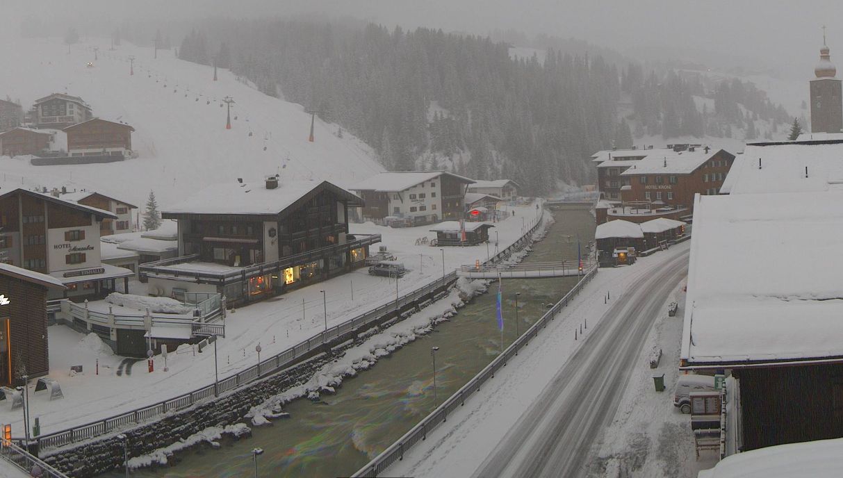 Sneeuwval in Lech (O)